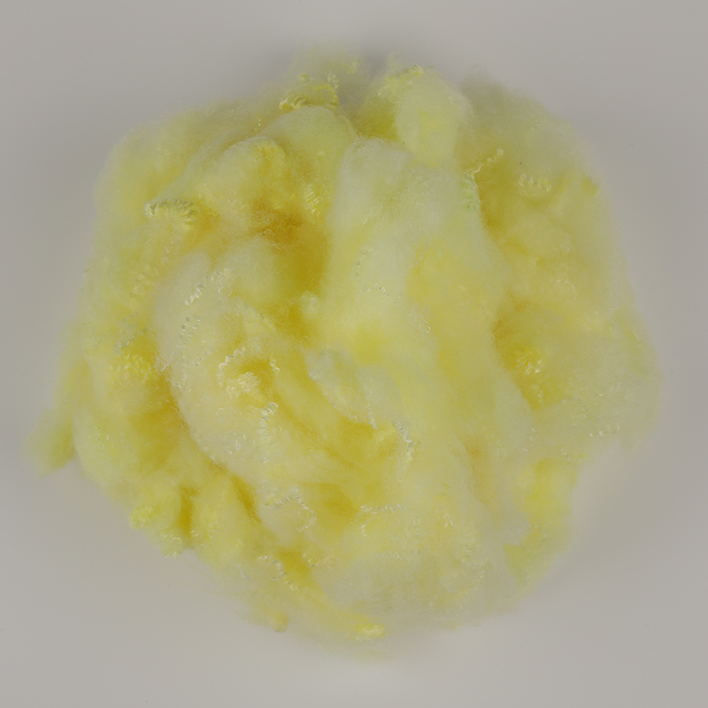 Polyesterové střižové vlákno Chick Yellow Wool Spread 3D×64mm